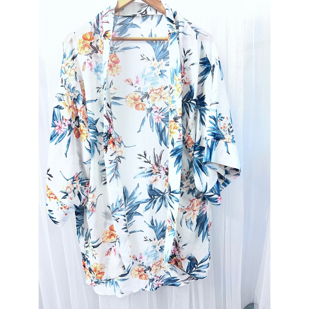 Fashion Nova Womens Small White‎ Tropical Floral Kimono Open Front Cover Up Wrap
